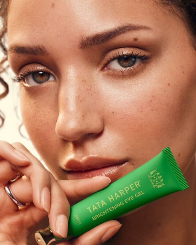 250206 TATAHARPER FY25 HH BEAUTYST02 PRODUCT CARMEL 075 4372 HH E ADOBERGB