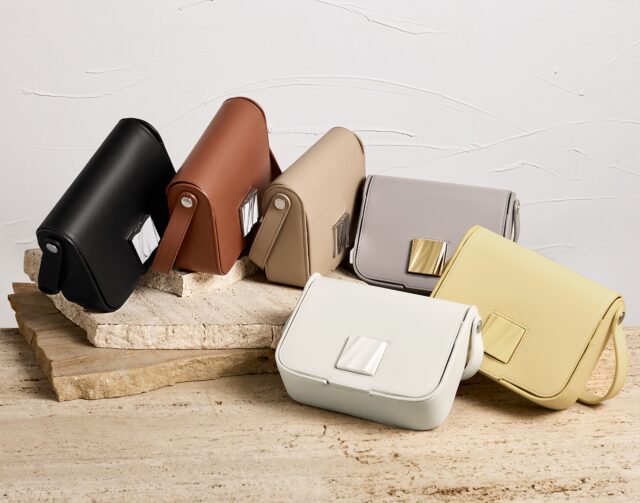 01 TUMI Olas Group 300 CMYK copy