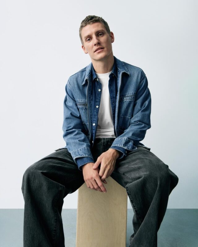 M04 24 HO3 MK OF DENIM 2 0118 WB