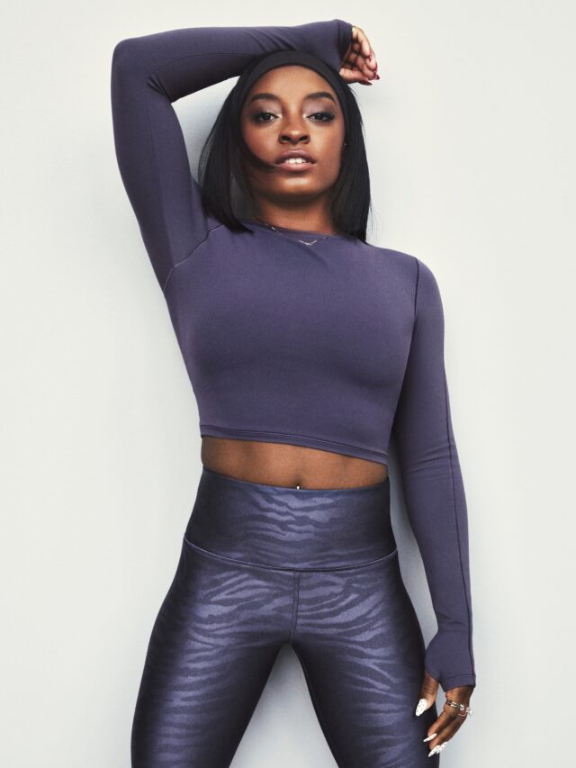 AT WMN FA25 F02 WLOC648 Performance 039