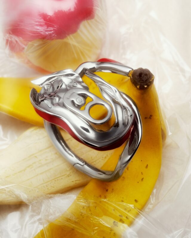 Kr 051024 acne test 557 base lowres copy