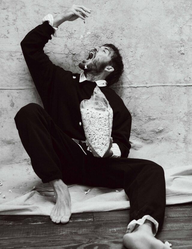 200 ISSUE FLAUNT MAGAZINE JOY IS CONTAGIOUS SAM CLAFLIN2