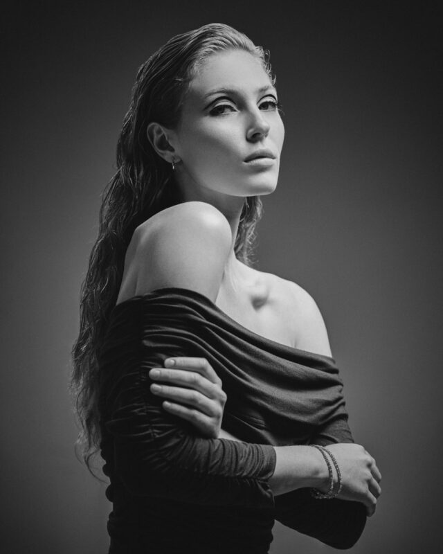 20250403 GLAM EM LOOK 04 6837