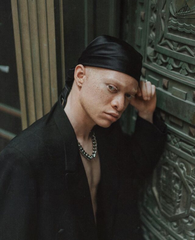 Grooming boys boys boys mag1