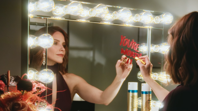 VF x LOREALPARIS WOW OCT 16x9 HERO Still006