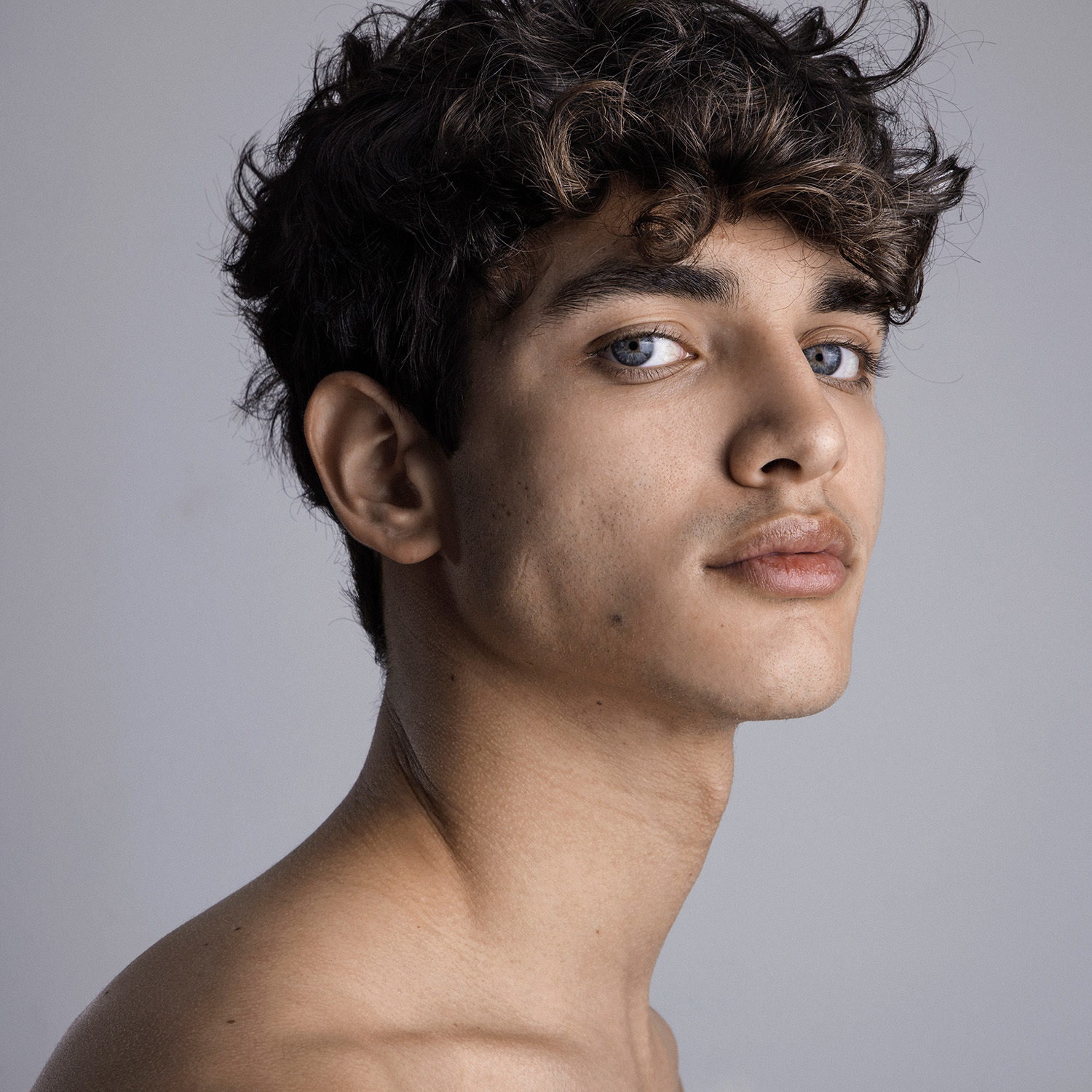 Grooming Image by Linh Nguyen