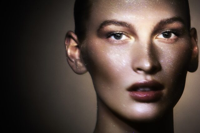 Amica 5 Oct 2025 Model ASTRID BAAUER Make Vitginia Hair Thomas 12521 Recovered