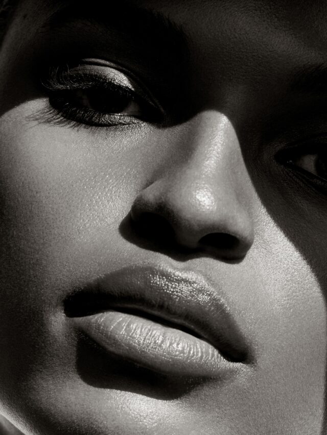 ISSUE Mag Tsheca Whitec Julia Belyakova Virginia Kevin 110263