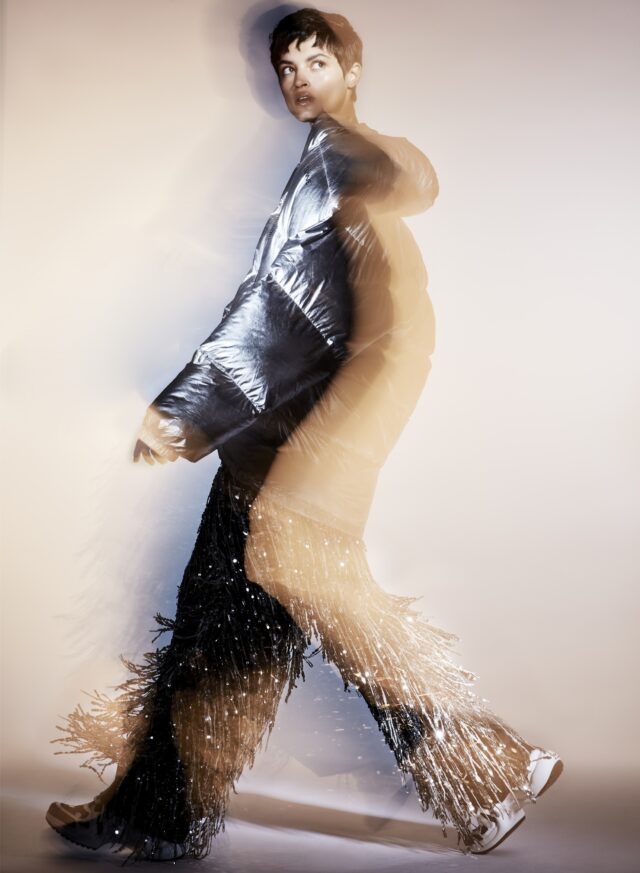 Amica Metalic Model Isabelle Emmack Liselotte Thomas Michela 9096