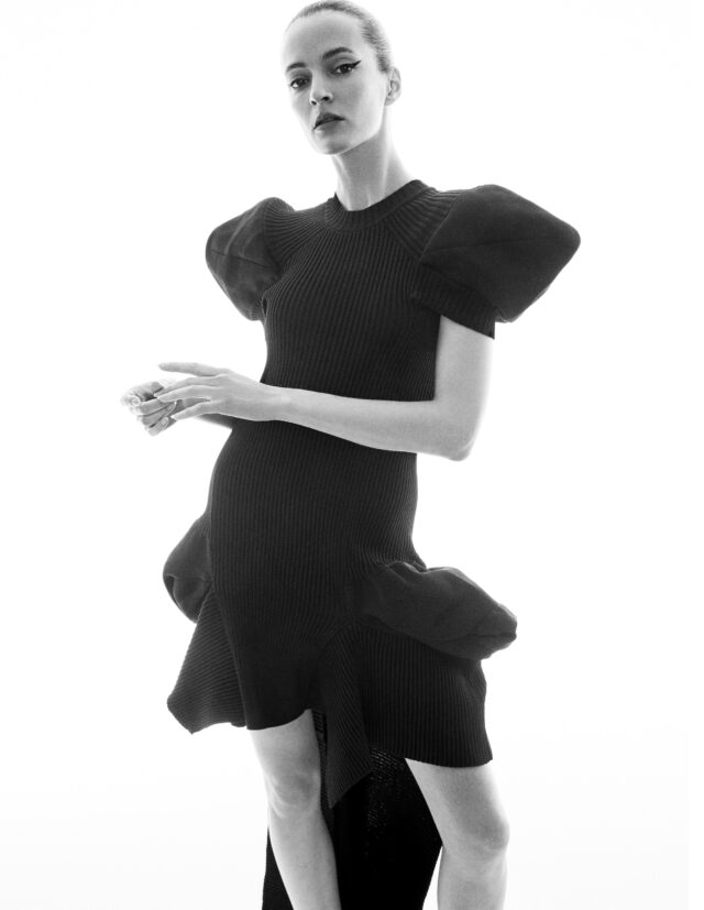 Author Nov 2024 Model Daria Strokous Styling Liz Mc Clean 8