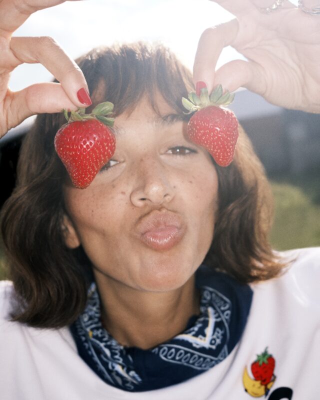 Fw25 on x shfg pad portrait still 4x5 no language source rgb 02