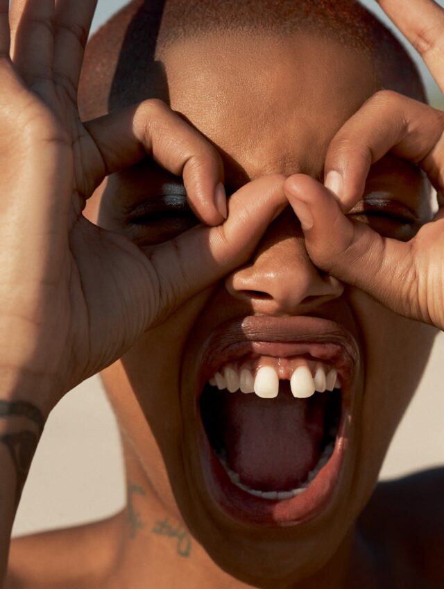 201809 ELLEUK PKUDACKI CHN LRY RSO 06