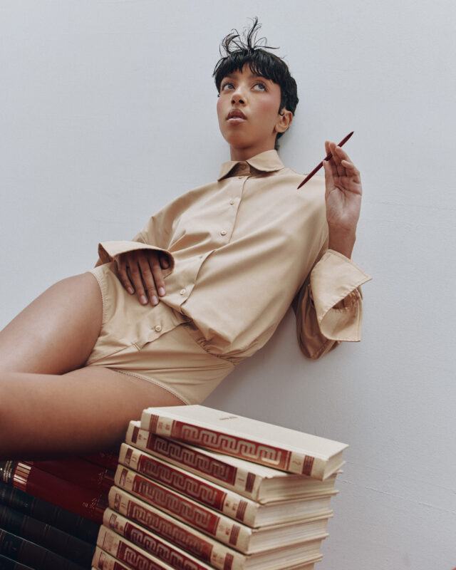 MAYA CREATIVE 09251192